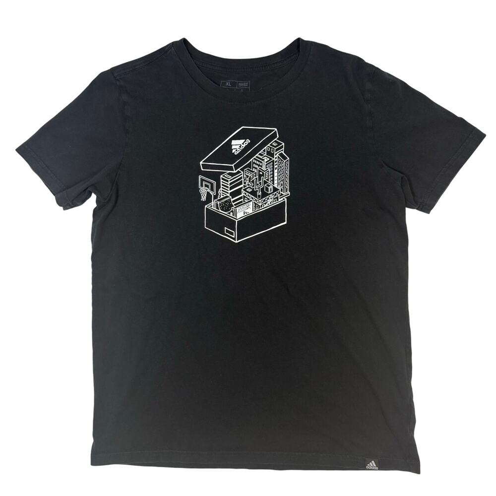Adidas Boys XL Black Graphic T-Shirt Regular Fit Short Sleeve Casual Tee